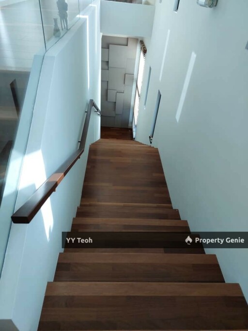 8 Residence Padang Temu 3 Storey Bungalow