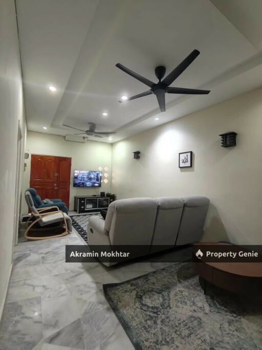 EXTENDED, PARTIAL RENOVATED & FULLY FURNISHED] 1sty Terrace House at Taman Mawar, Puchong Selangor