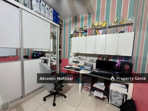 RENOVATED & PARTIALLY FURNISHED | Single Storey Semi-detached @ Taman Bentara, Telok Panglima Garang