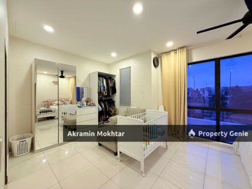 Freehold, Facing Open, Renovated & Fully Furnished | Double Storey Terrace House  KASIH RESIDENCE  SETIA ALAM SARI, BANGI