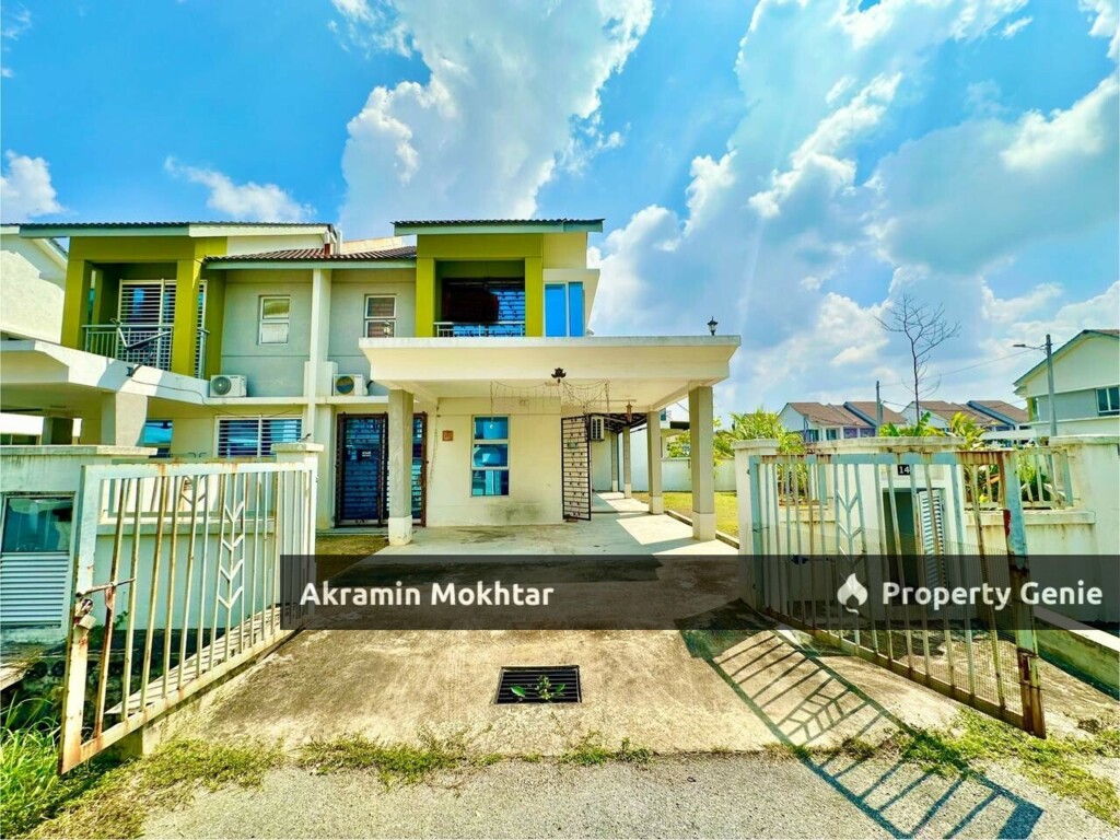 CORNER LOT Semi D 2 Storey Bayu Suria @ Alam Suria Bandar Puncak Alam