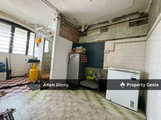 Taman Cempaka Flat @ Tampoi
