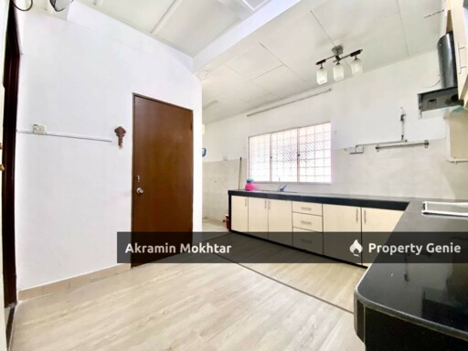 FREEHOLD, RENOVATED & PARTIALLY FURNISHED | Double Storey Terrace@Laman 2, Bandar Seri Putra