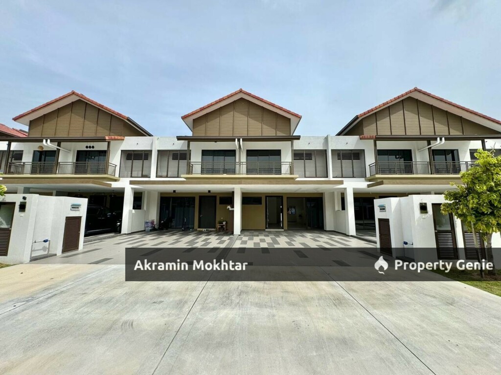 Double Storey Terrace @ Adenia Taman Setia Warisan Tropika, Sepang