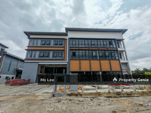 Corner Detached Factory with Office-Jenjarom Industrial Park