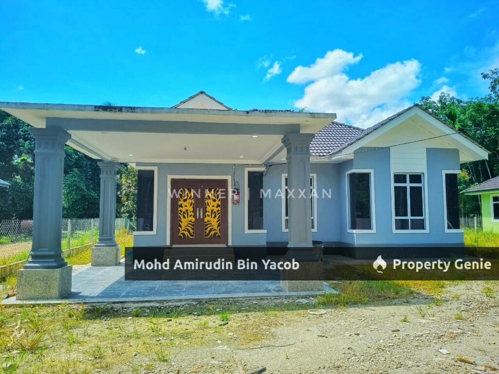 Banglo Padang Tapong Jerteh