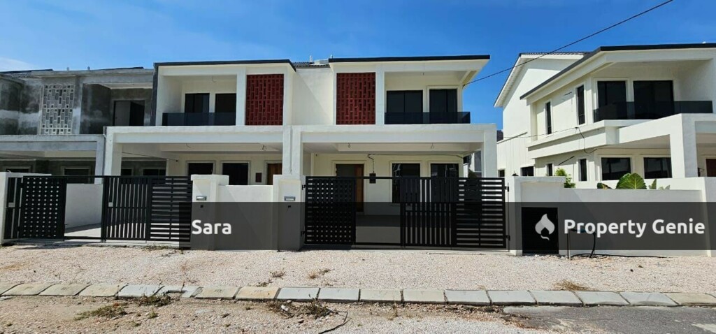 Freehold Double Storey at Pulai Heights (Botani Area)
