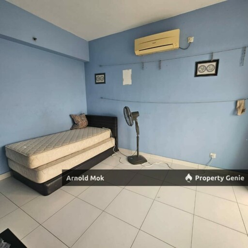 3 Bedrooms Apartment at Bayu Marina Residence for Rent