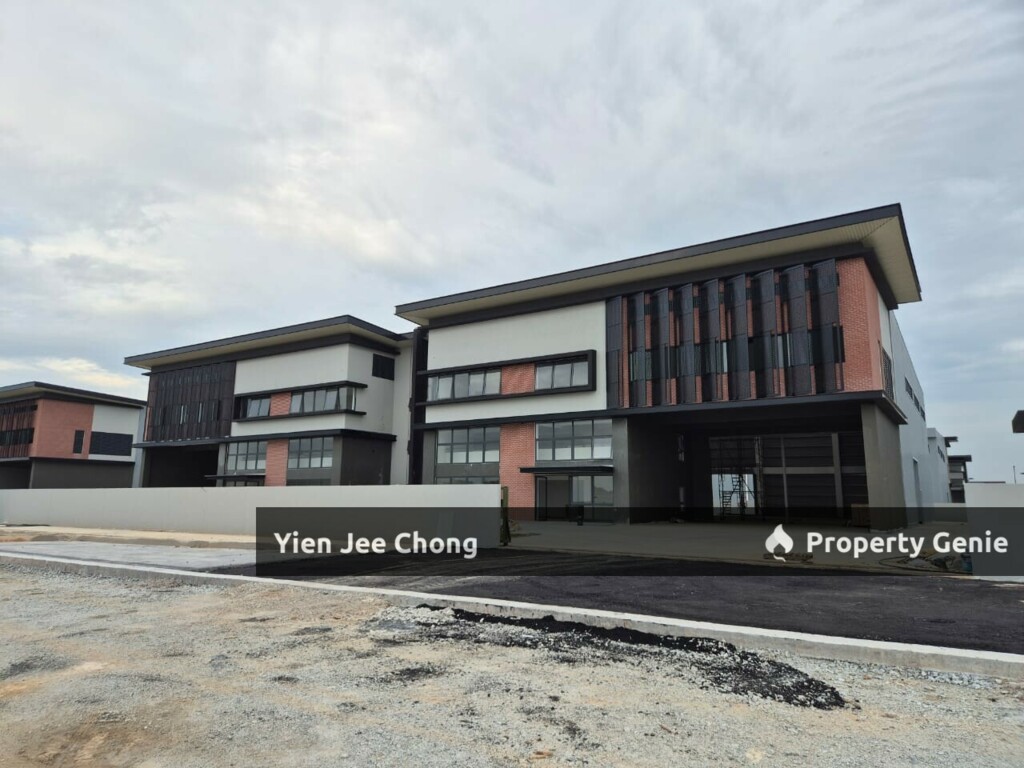 Elmina Business Park-Semi D Factory