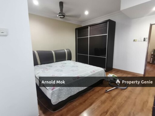 2 Storey Terrace House @ Lakeside Residency Bandar Seri Alam for Rent