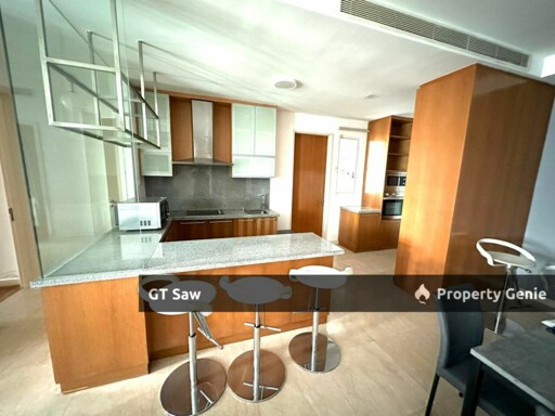 4 Bedroom unit with Private Lift Lobby, High Floor, Nice View, Near to klcc