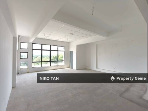 For Rent 3 Storey Shop Lot @ Ixora Park City, Jalan Siantan, Meridin East Pasir Gudang
