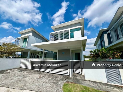 FREEHOLD & NEW | Bungalow 2 Storey Frangipani Villas, Kota Seriemas, Nilai.