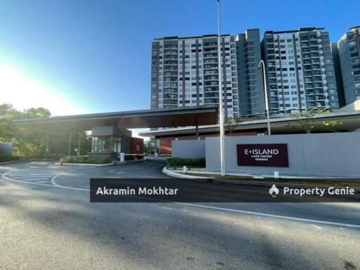 Fully Renovated, Fully Furnished & 2 Parking | Lake Haven Residence, Taman Putra Perdana, Puchong