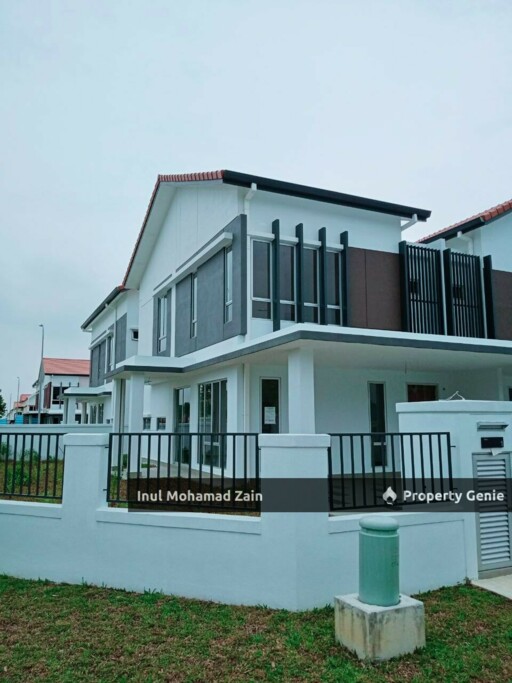 Double Storey Semi-D Corner Lot @ Setia Alam Sari Bangi For Rental