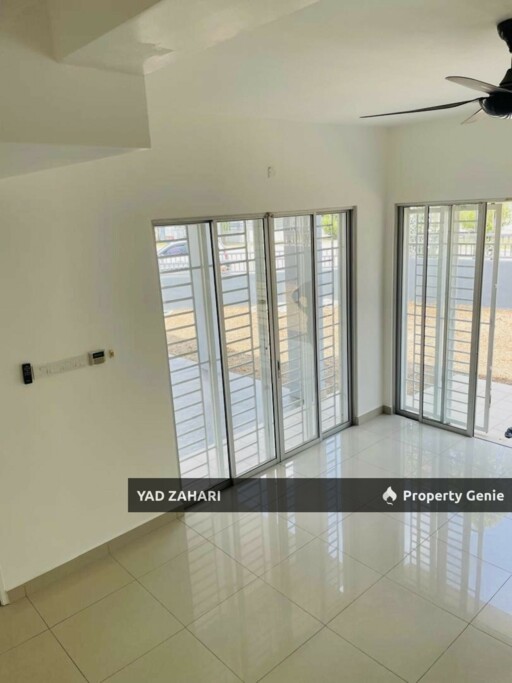 Ariza Elmina, Shah Alam | 2-Storey Terrace 4 Bedrooms | RM980K - Below MV, Extra Land and Freehold