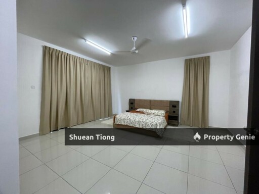 Bandar Cemerlang Cluster Endlot with land