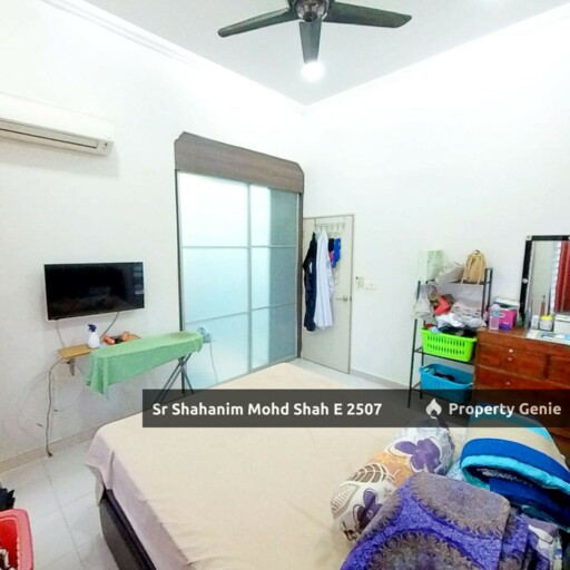 Corner Lot Double Storey Semi-D Cluster, Bayu Suria , Bandar Puncak Alam , Selangor