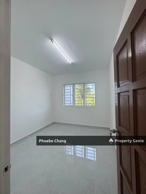 Beautiful & Spacious Fully Renovated Double Storey Terrace @Pekan Razaki, Gunung Rapat