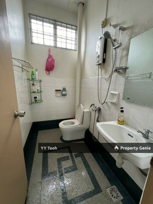 Bukit Cheng Double Storey Terrace