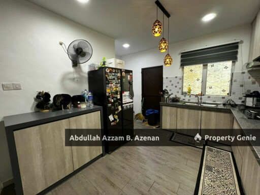 RENOVATED END LOT TAMAN SERAI WANGI