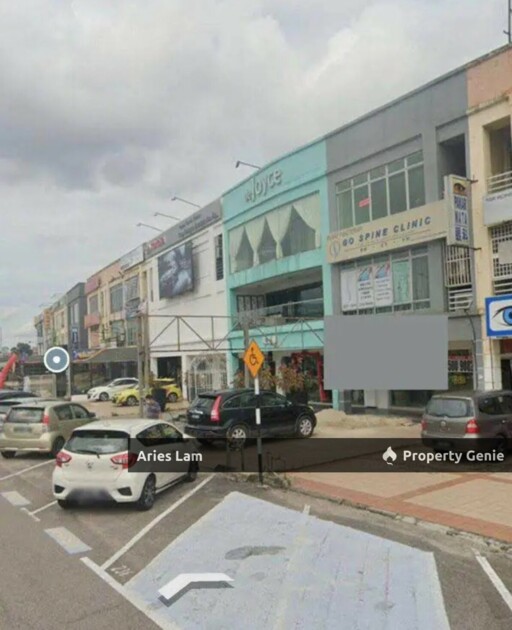 Taman Nusa Bestari 3 Storey Shoplot /Whole Block For Rent