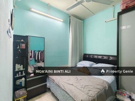 Teres Pinggiran Putra 4 (Kempadang Makmur) Kuantan utk dijual