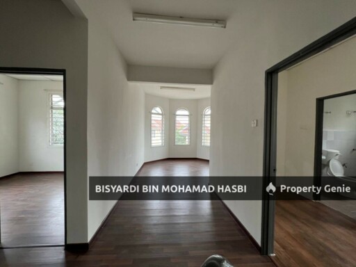 24'x70' Sq.Ft FREEHOLD End Lot Extra Land 2.5 Storey Terrace House Taman Salak Perdana, Bandar Baru Salak Tinggi, Sepang.