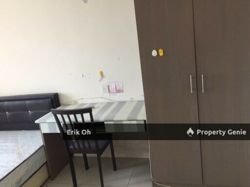 East Lake Residence Seri Kembangan  For Sale Corner Unit 1093sqft