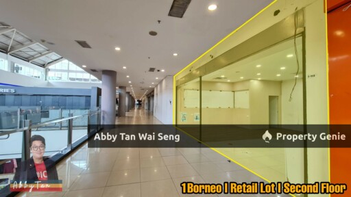 1Borneo HyperMall | 2nd Floor | Shop frontage