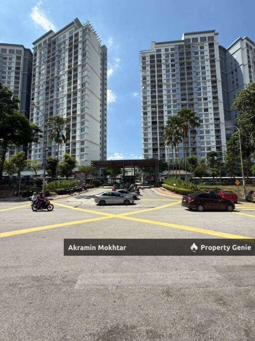 Corner Unit, Fully Furnished & 2 Covered Parking | Lake view Penthouse Suasana Lumayan Condo, Bandar Sri Permaisuri, Cheras KL.