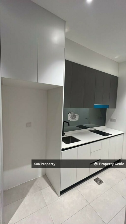 Milano 8 Apartment at Jalan Wan Alwi, Opposite Vivacity
