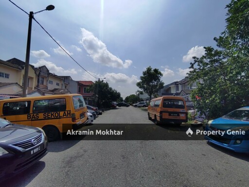 Double Storey Terrace Lorong Cakera Purnama Fasa 3 Puncak Alam.