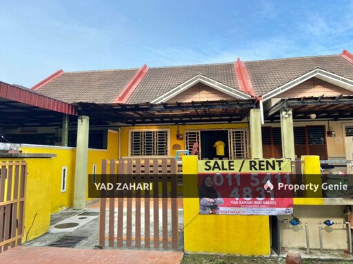 Taman Meru, Klang | Single Storey Terrace 4 Bedrooms | RM420K - Renovated With Mini Swimming Pool Unit And Facing Open