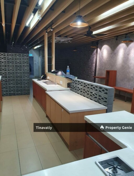 Subang Jaya Ground Floor Shop Lot for Rent USJ 21 near LRT Station