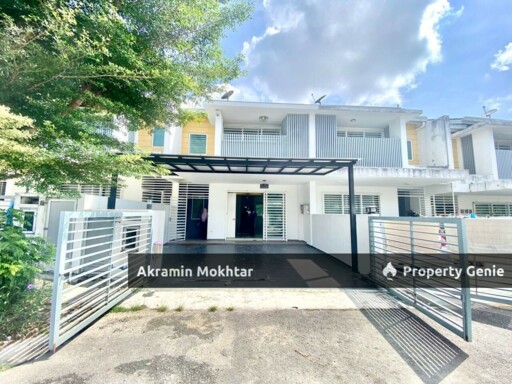 FREEHOLD & RENOVATED | Double Storey Terrace@Nadayu 92, Kajang