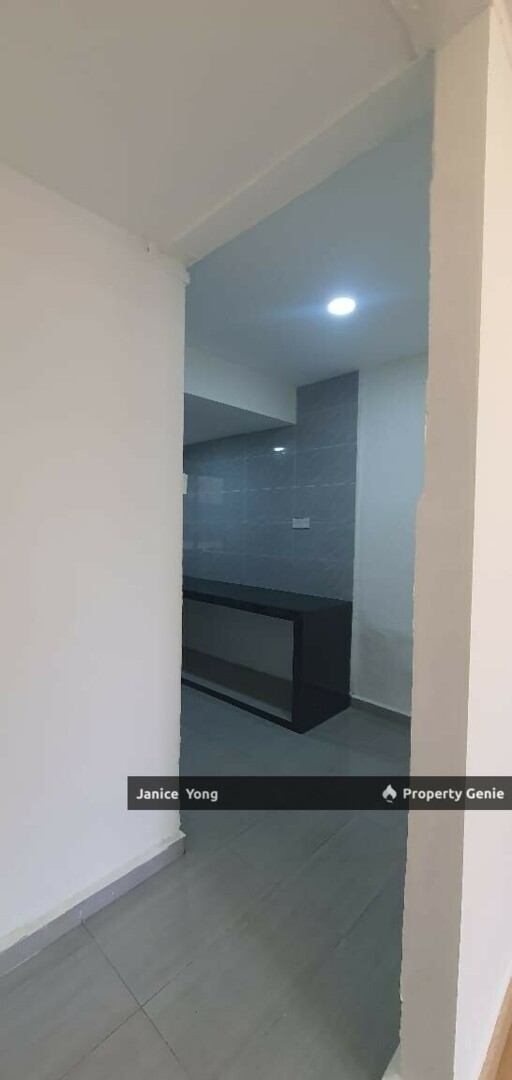 Flat Taman Air Biru Pasir Gudang