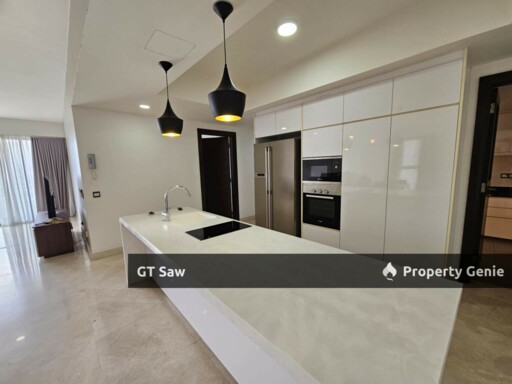 3 Bedroom unit near to Intermark, Short Walk To MRT/LRT Station