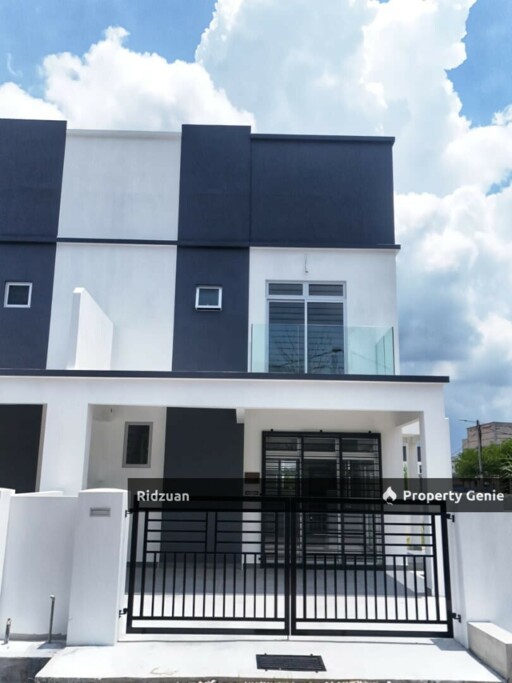 Double Storey Terrace House, RMMJ, Kluang