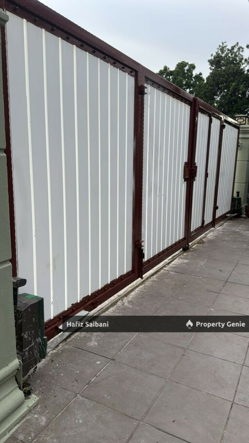 One & Half Storey Corner Lot Taman Sungai Kapar Indah Klang