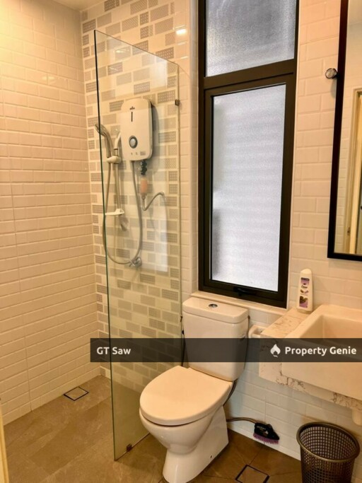 3 Bedroom Newly Renovated Spacious Family Suite Fully Furnish Cheras