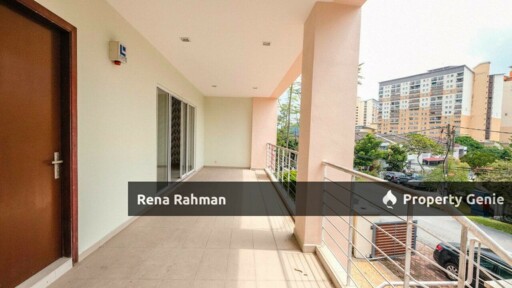 Stunning 4 Bedroom Semi-Detached House in Taman Kelab Ukay