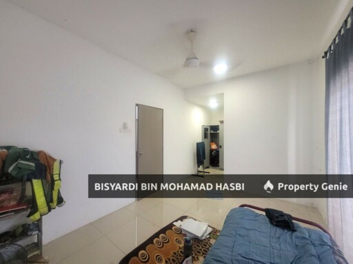 2 STOREY TERRACE TAMAN SAUJANA KLIA, SEPANG .