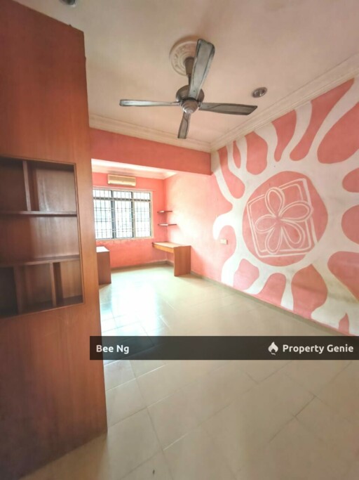 Taman Perling/1.5 Storey Terrace/Below Market Price
