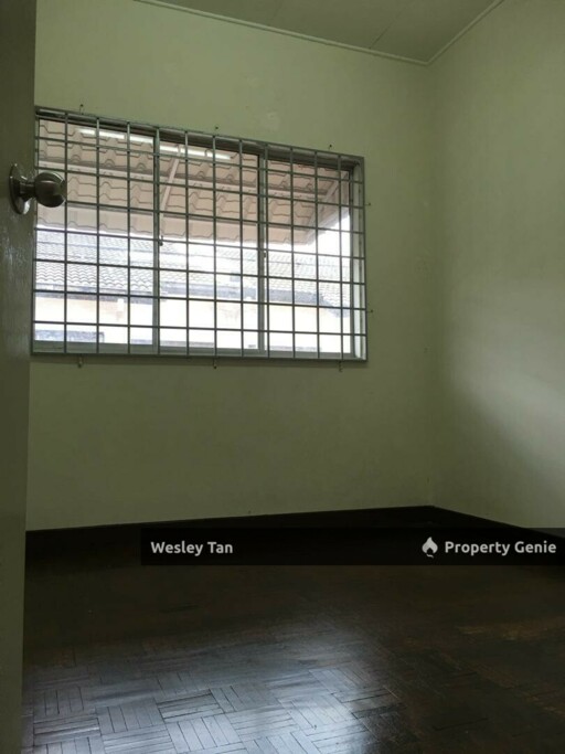 Tasik Utama Rm3xx000 Below Value 2 Storey Terrace Non Bumi Bare Unit