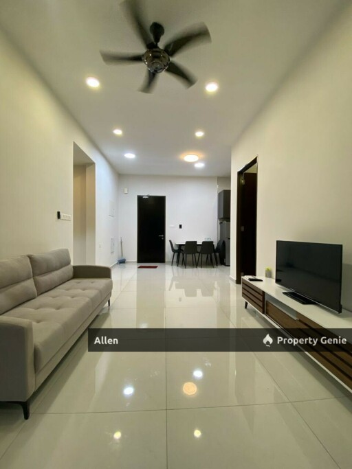 Kings Bay @ Country Garden Danga Bay – Stylish Unit for Rent