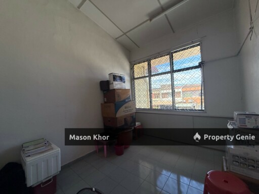 TAMAN BUNGA RAYA 2-STOREY TERRACE 1400sf FULLY RENO & WELL MAINTAIN PERAI