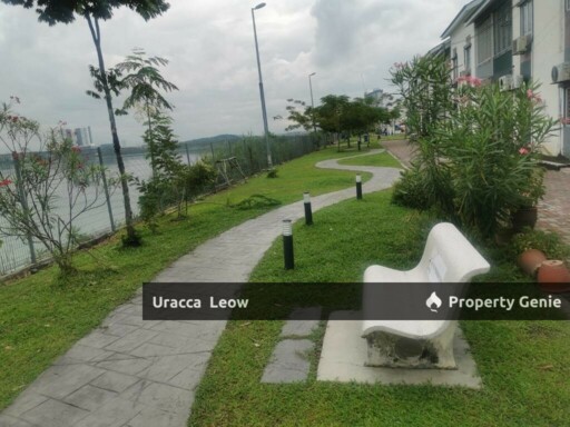 Lake Residence townhouse for sale