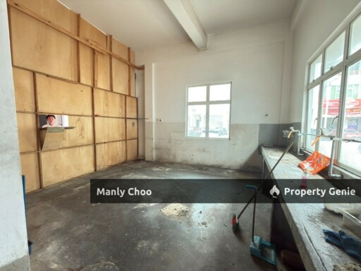 HOT AREA Corner Ground Floor Shoplot Kota Syahbandar Laksamana TOWN