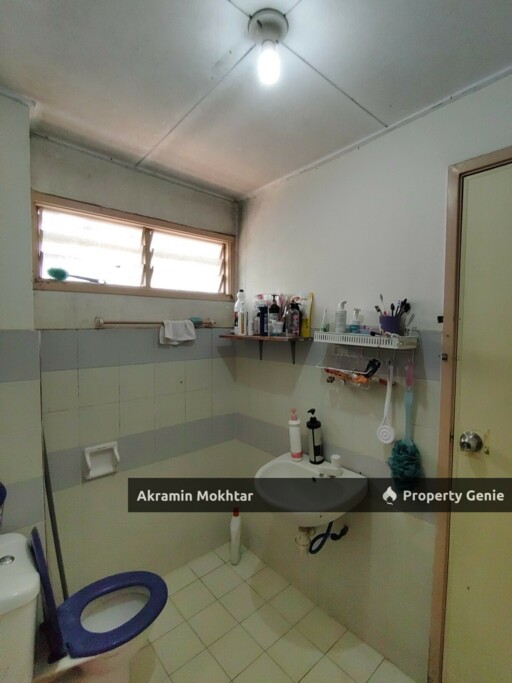 Freehold & Renovated | Double Storey Garnet Emerald Rawang